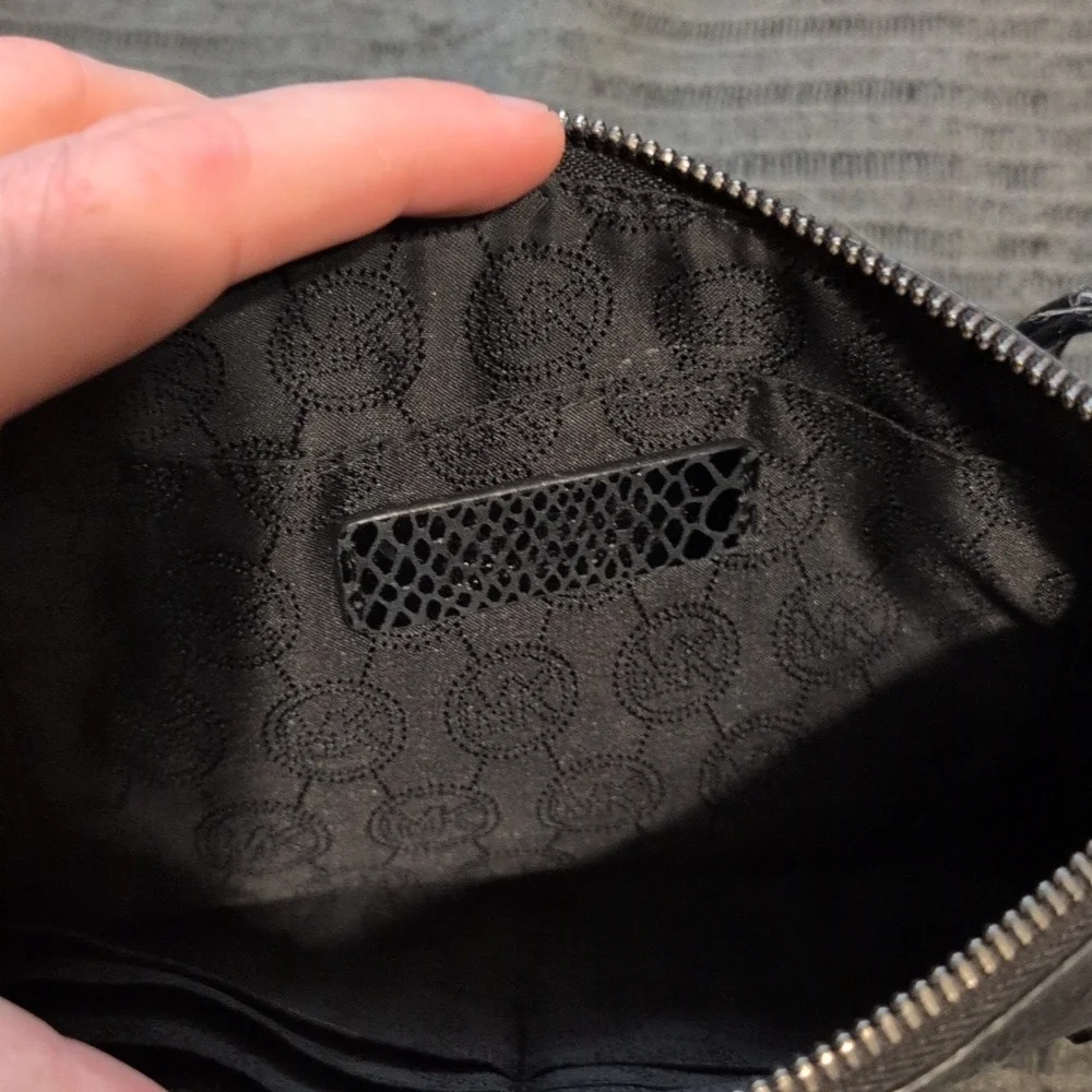 Michael Kors Rhea Black Embossed Snake-Print Clutch‎ Bag Pouch Python